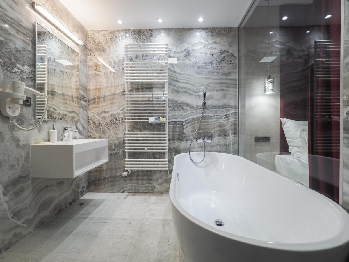 Hotel Anastasia Sibiu Extérieur photo
