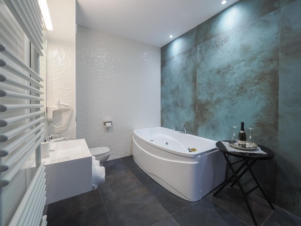 Hotel Anastasia Sibiu Extérieur photo